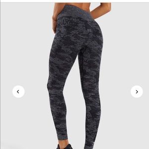 Gymshark Camo Seamless Leggings (Small)